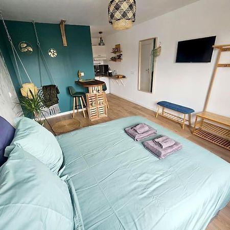 104 Douce Provence Au Calme Face A La Piscine Apartment Eguilles Exterior photo